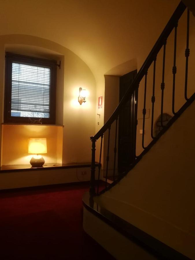 Apartment In The Mood *